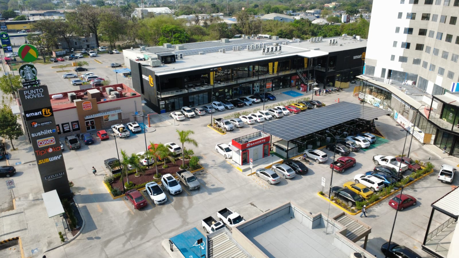 Plazas comerciales Paragon