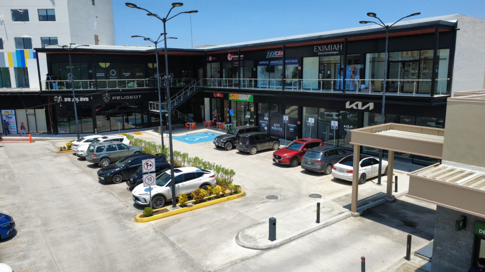 Comercial Paragon